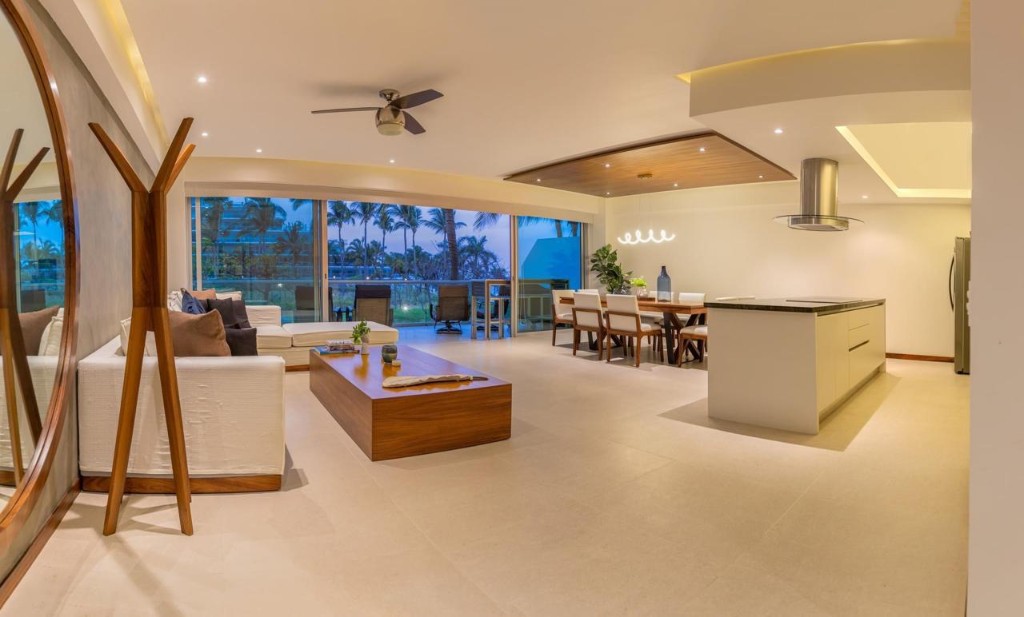 Sala, comedor y cocina de concepto abierto