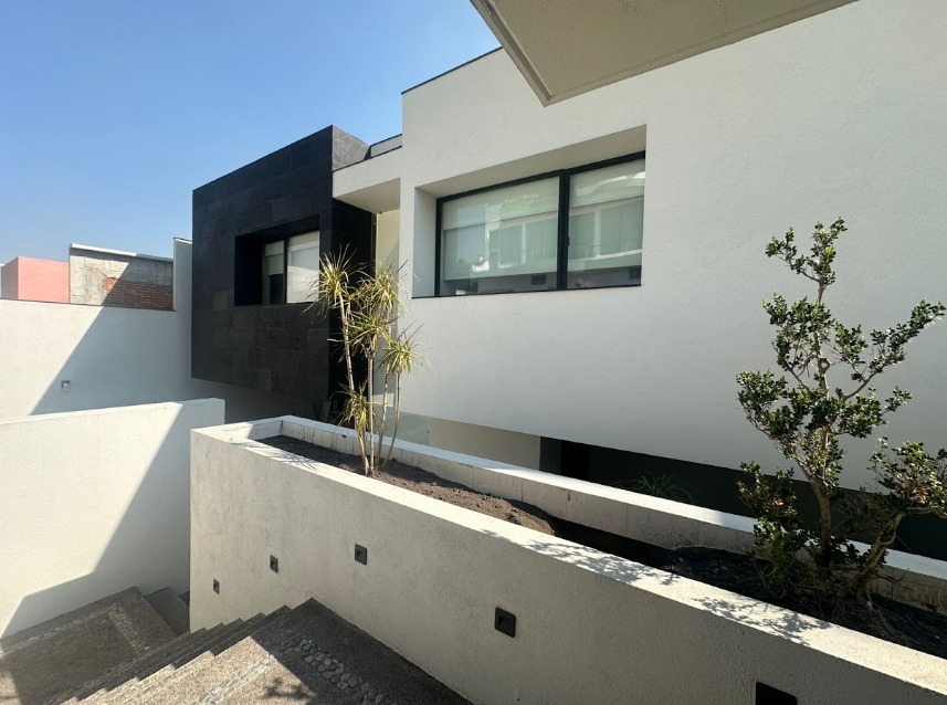 Fachada residencial contemporánea